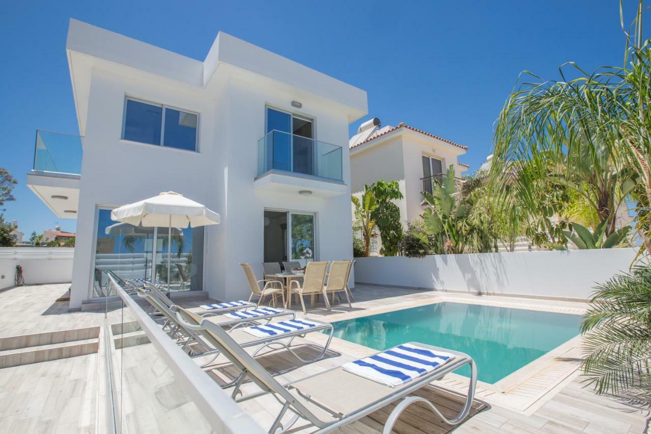 Kitsios Villas With Private Pool No2 โปรทาราส ภายนอก รูปภาพ